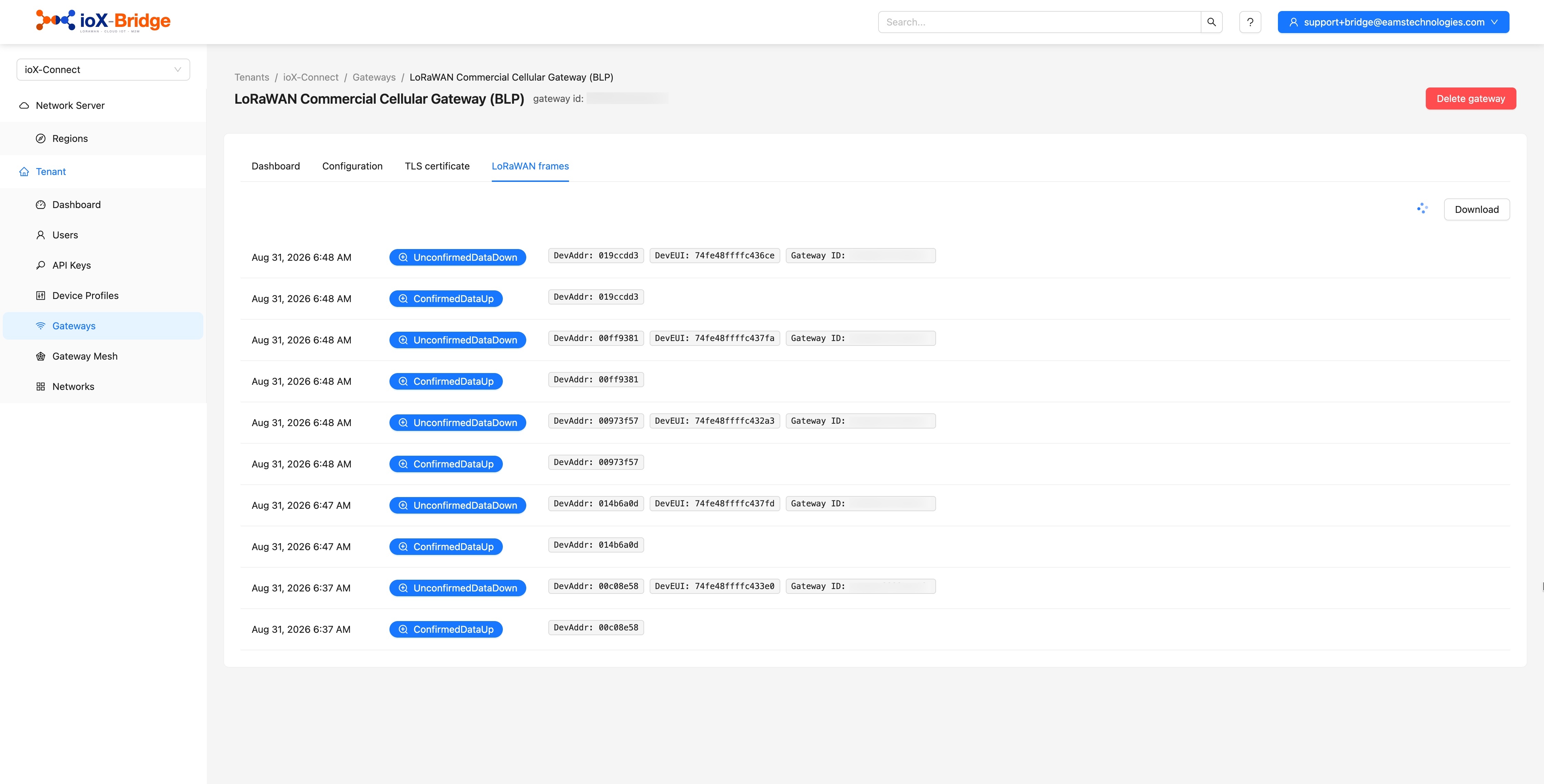 ioX-Bridge console: the gateway's LoRaWAN frames tab showing live traffic
